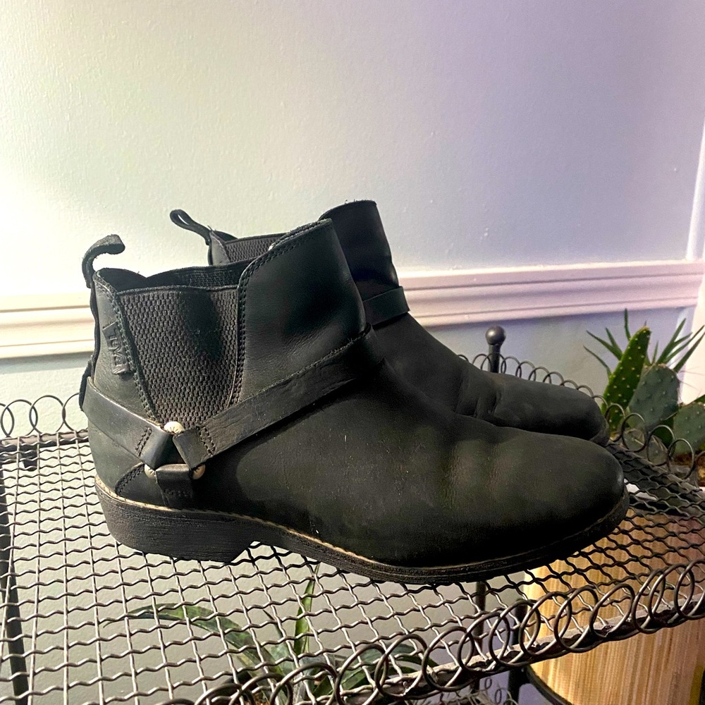 Teva black leather ankle boots